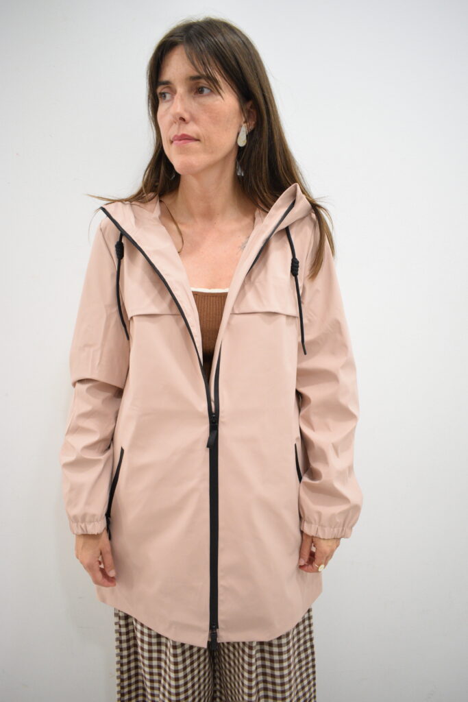 <span class="new">BERRIA/NEW</span>  Chubasquero rosa Enbata