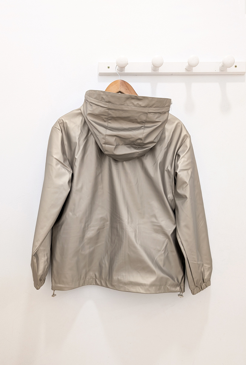 BERRIA/NEW Chubasquero champán Elur 6 BERRIA/NEW Chubasquero champán Elur - Imagen 5