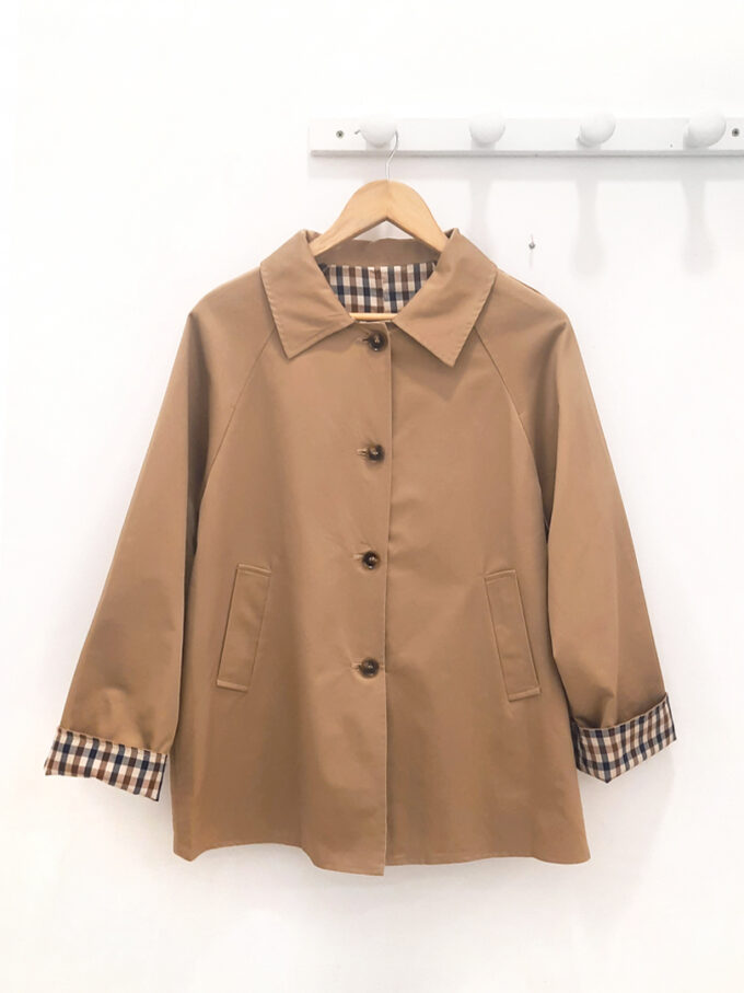 Inicio 18 BERRIA/NEW Gabardina camel reversible Morin