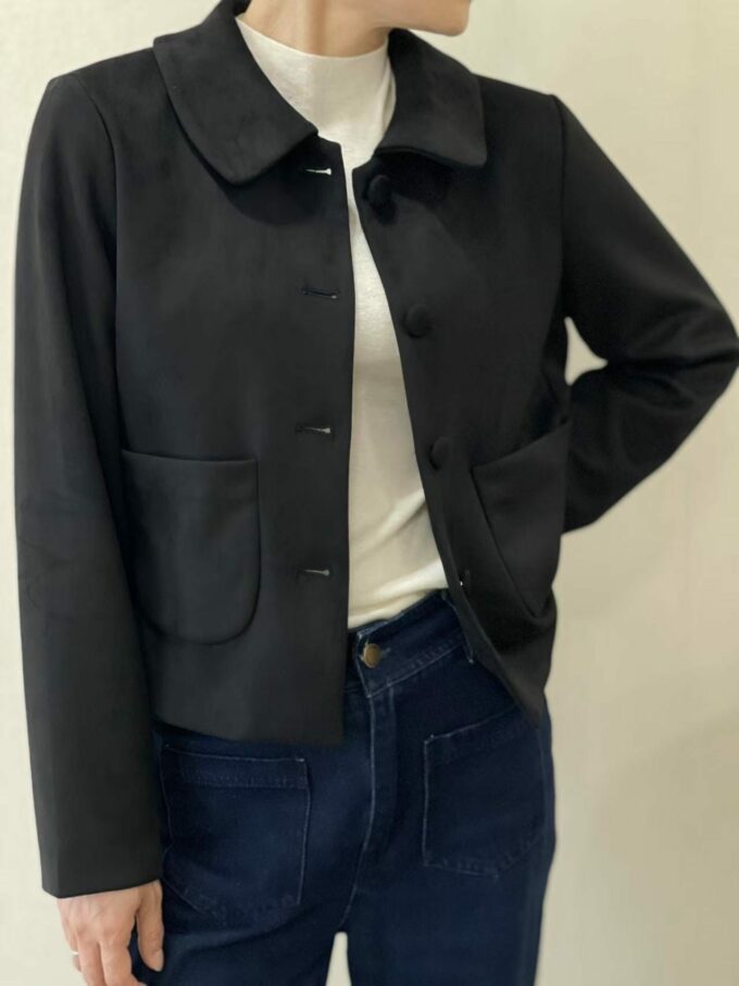 Inicio 36 BERRIA/NEW Cazadora negra Aintza