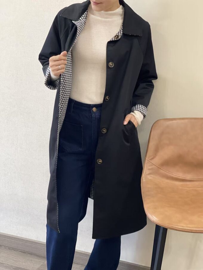 BERRIA/NEW Gabardina negra reversible Helene - Imagen 3