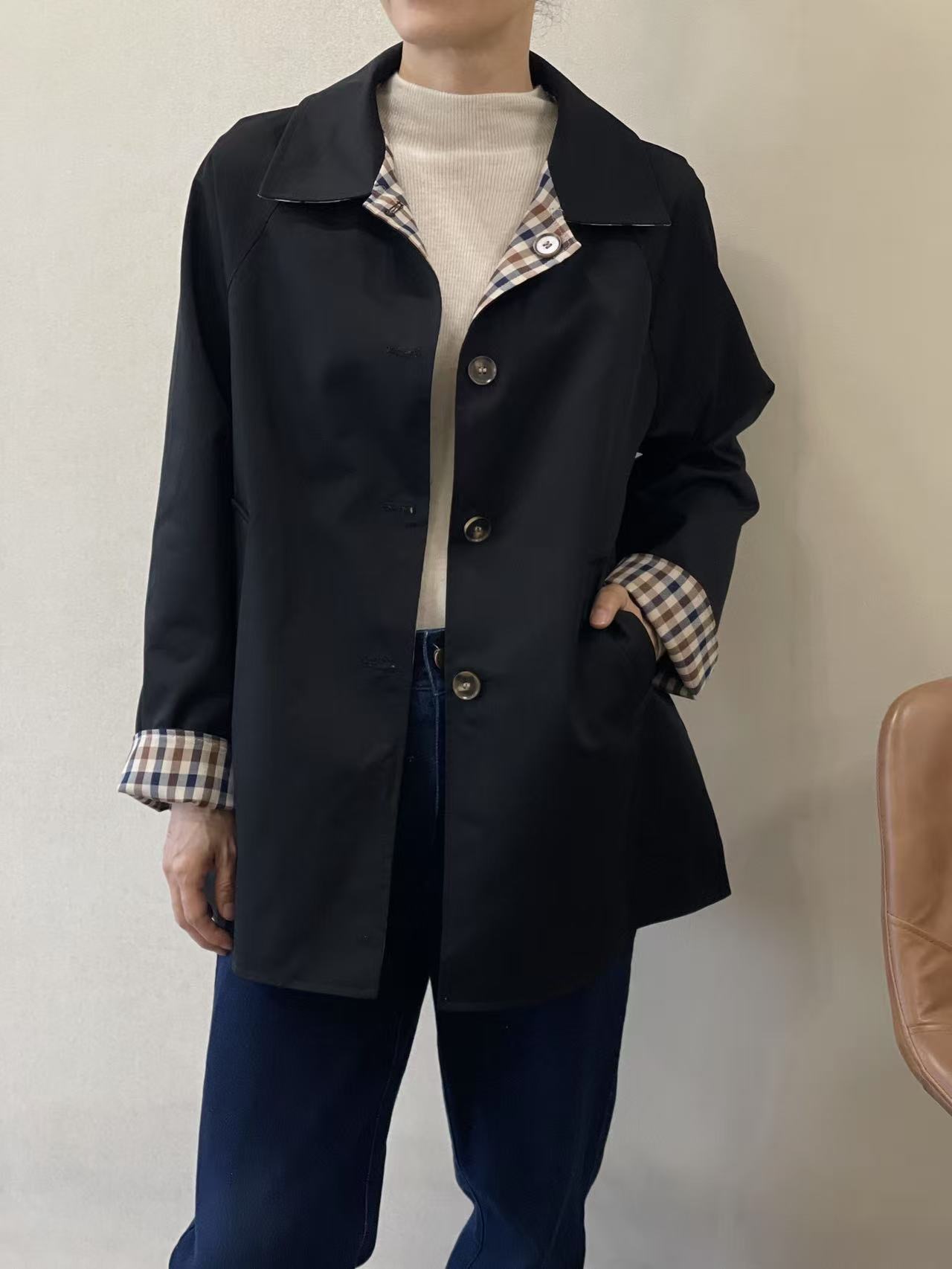 BERRIA/NEW Gabardina negra reversible Morin 4 BERRIA/NEW Gabardina negra reversible Morin - Imagen 3