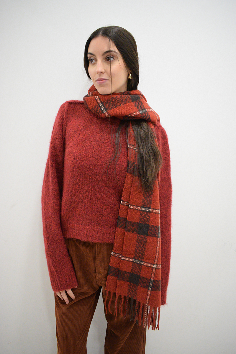 BERRIA/NEW Bufanda roja Aitona 3 BERRIA/NEW Bufanda roja Aitona - Imagen 2