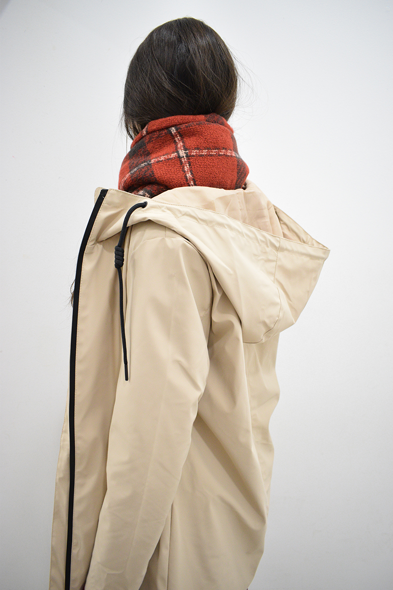 BERRIA/NEW Chubasquero beige Ura 4 BERRIA/NEW Chubasquero beige Ura - Imagen 3