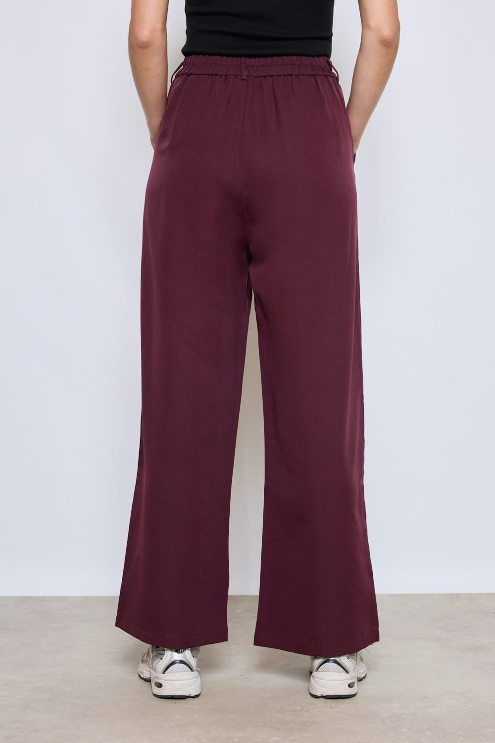 BERRIA/NEW Pantalón granate Iwan 8 BERRIA/NEW Pantalón granate Iwan - Imagen 7