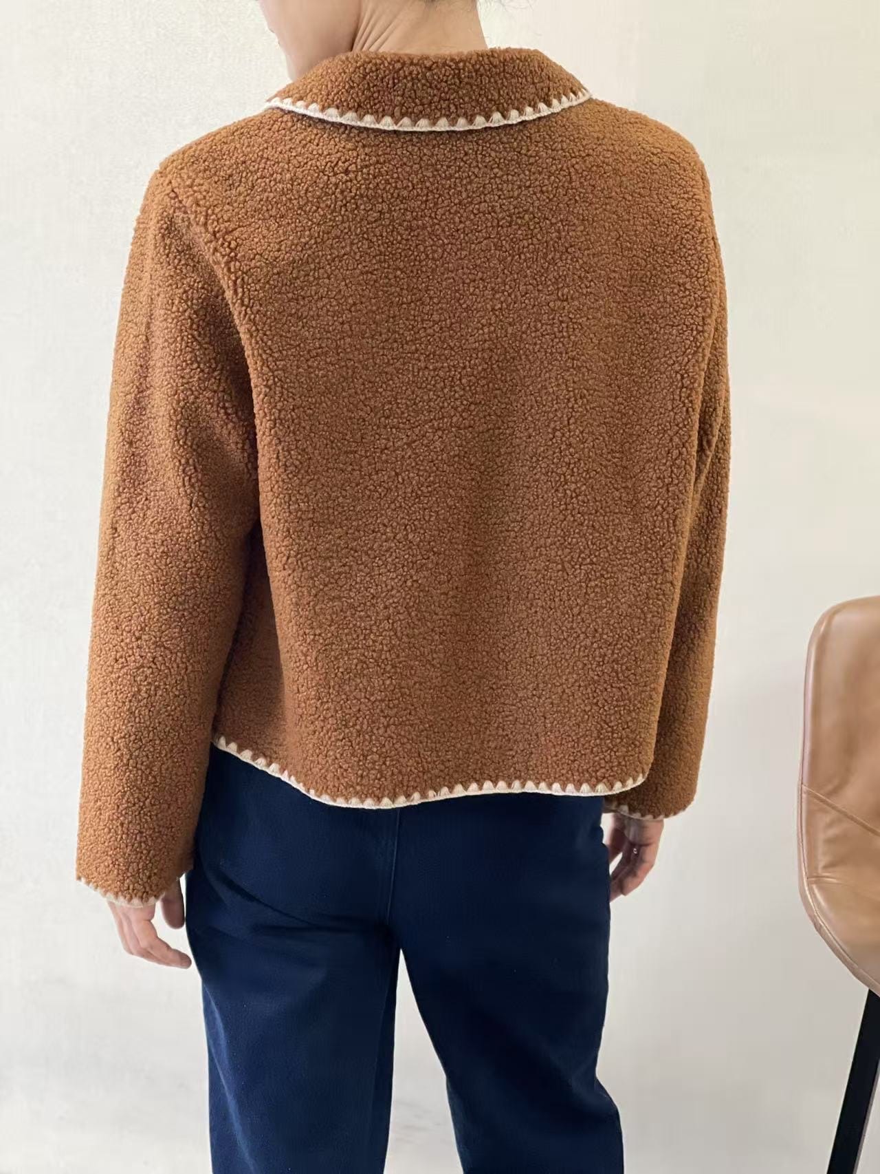 BERRIA/NEW Cazadora borreguito marrón Miriam 5 BERRIA/NEW Cazadora borreguito marrón Miriam - Imagen 4