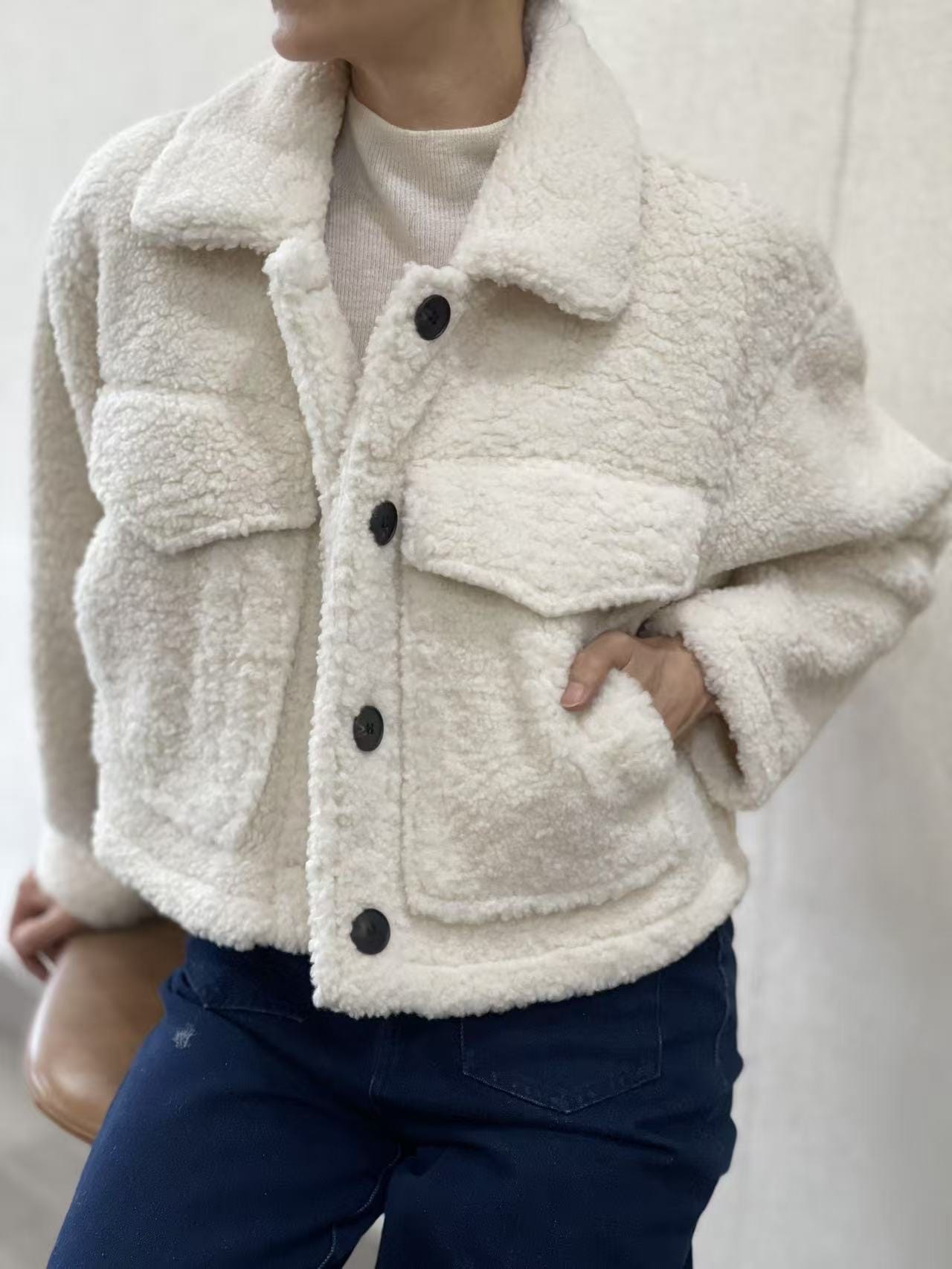 BERRIA/NEW Cazadora borreguito blanca Noga 3 BERRIA/NEW Cazadora borreguito blanca Noga - Imagen 2