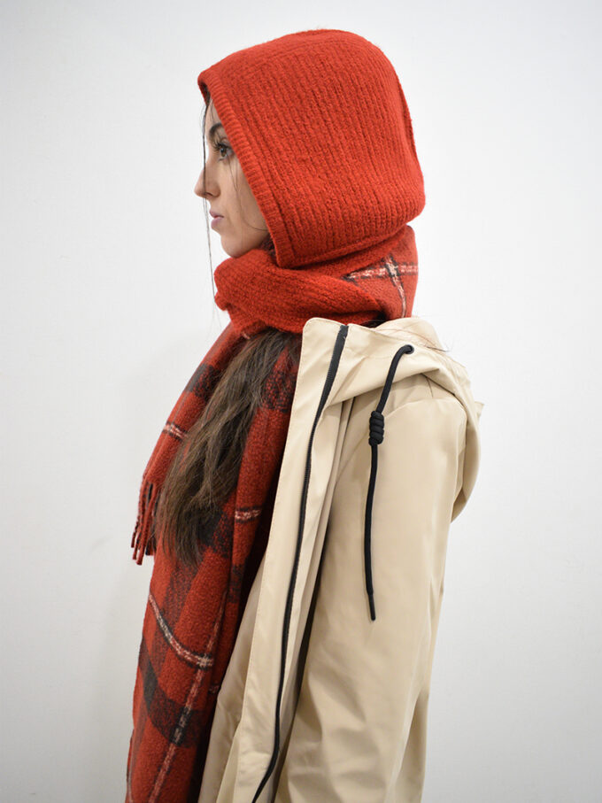 BERRIA/NEW Capucha rojiza Txanogorritxu