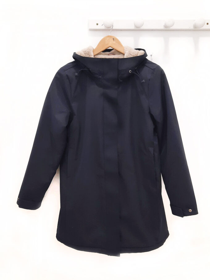 BERRIA/NEW Chubasquero azul marino Caspian