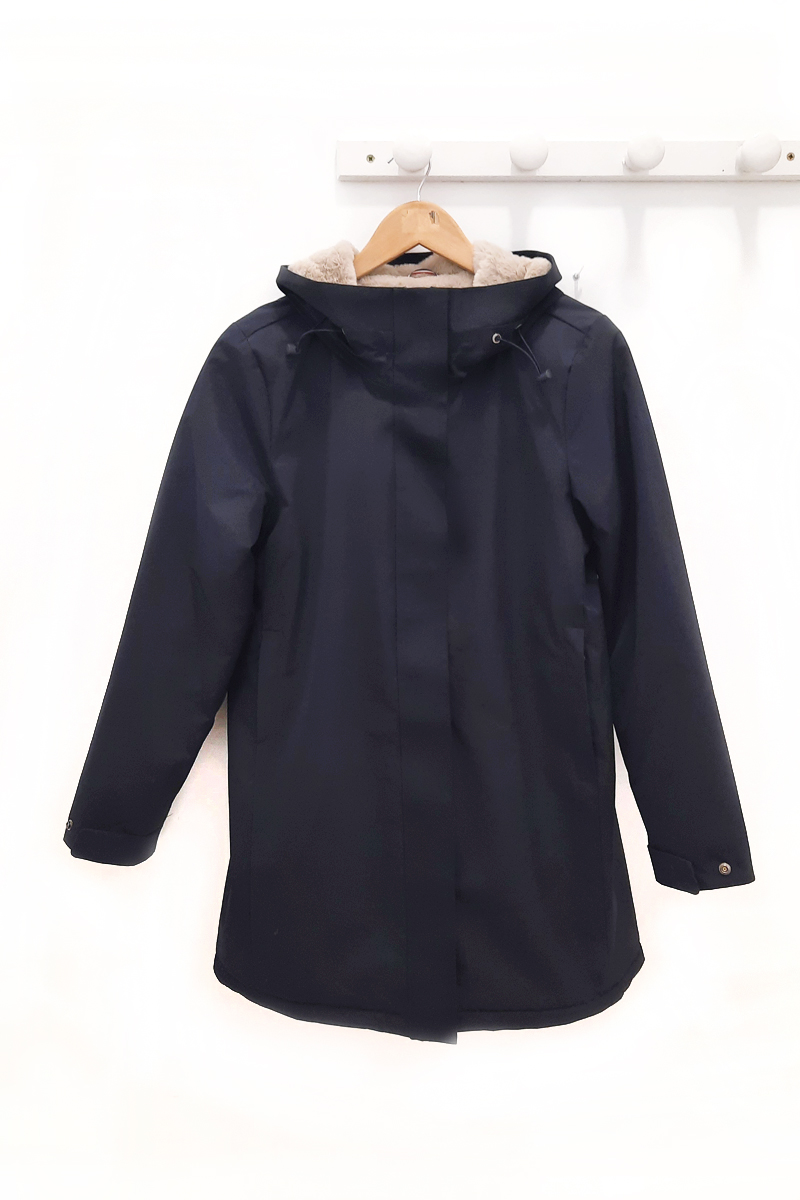 Chubasquero azul marino Caspian