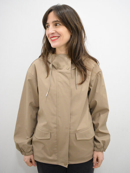 chubasquero vison Elur