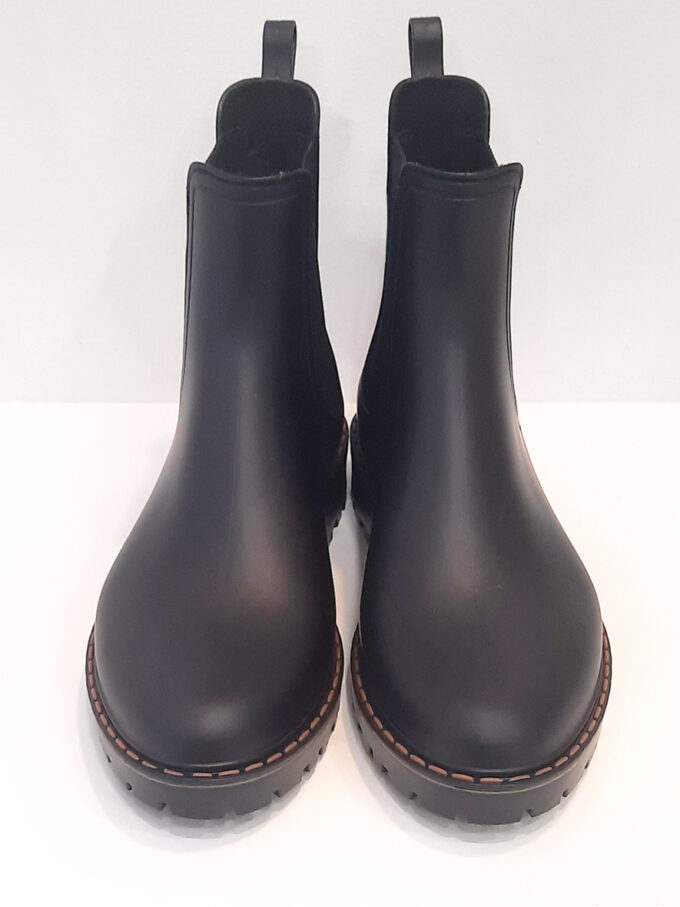 Bota negra Igor de agua