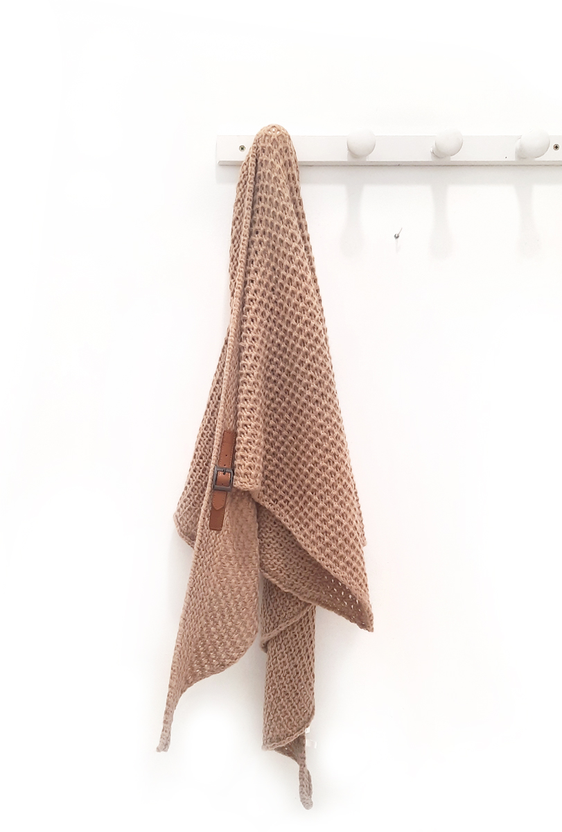 Toquilla beige Amona de punto