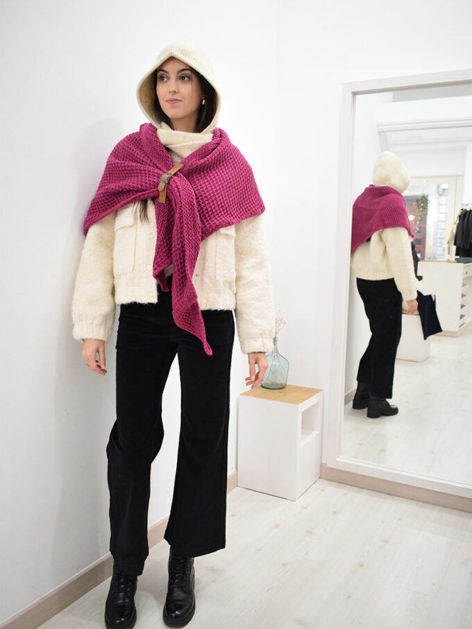 Toquilla violeta Amona punto