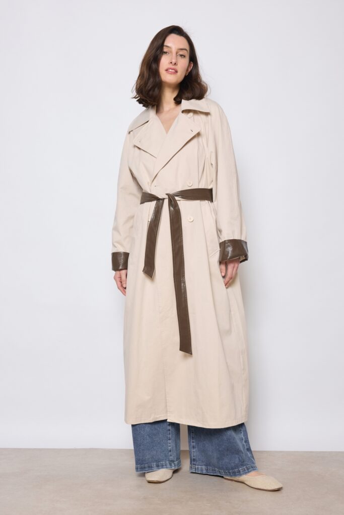 <span class="new">BERRIA/NEW</span> Gabardina beige Blake