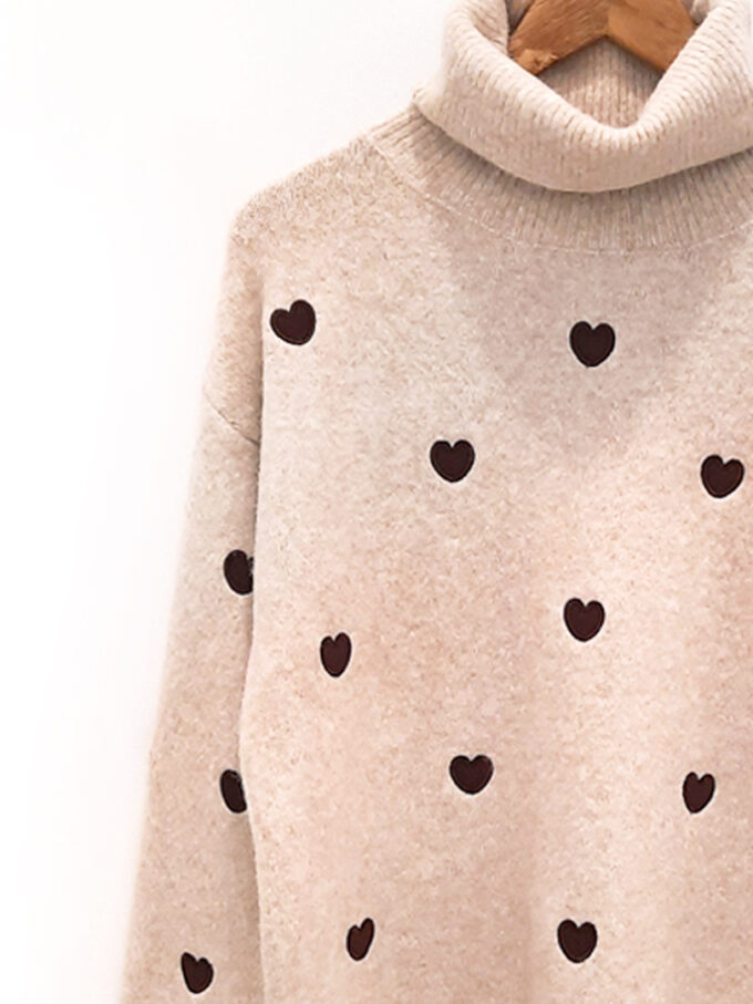 Jersey de cuello vuelto beige Luján corazones
