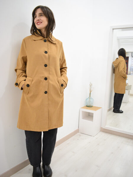 Abrigo camel Emily con capucha