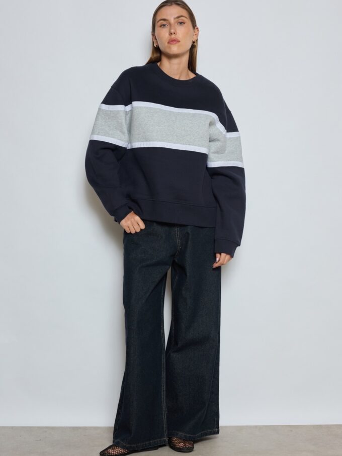 Inicio 13 <span class="new">BERRIA/NEW</span> Sudadera azul oscuro Maren