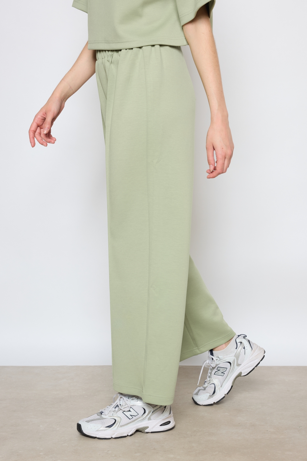 <span class="new">BERRIA/NEW</span> Pantalón verde menta Tyron 5 <span class="new">BERRIA/NEW</span> Pantalón verde menta Tyron - Imagen 4