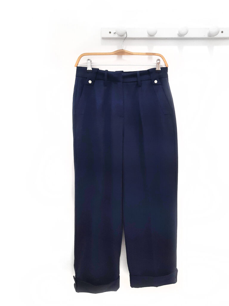 Pantalón de raya azul marino Dario