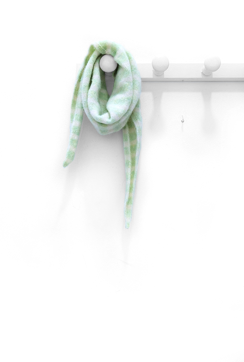 <span class="new">BERRIA/NEW</span> Pañuelo a rayas blanco y verde Tom 3 <span class="new">BERRIA/NEW</span> Pañuelo a rayas blanco y verde Tom - Imagen 2