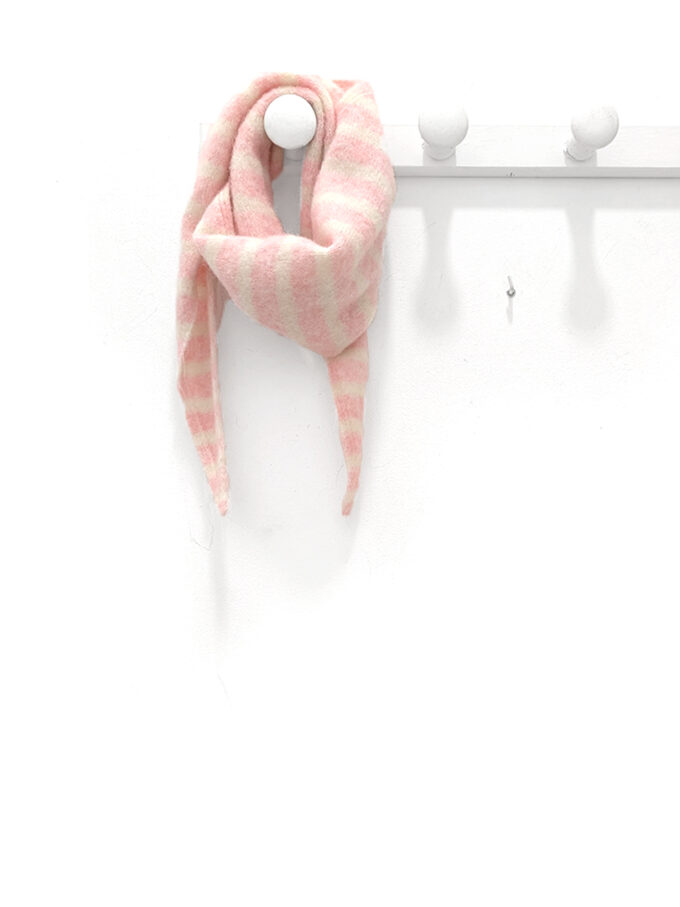 Inicio 4 panuelo rosa