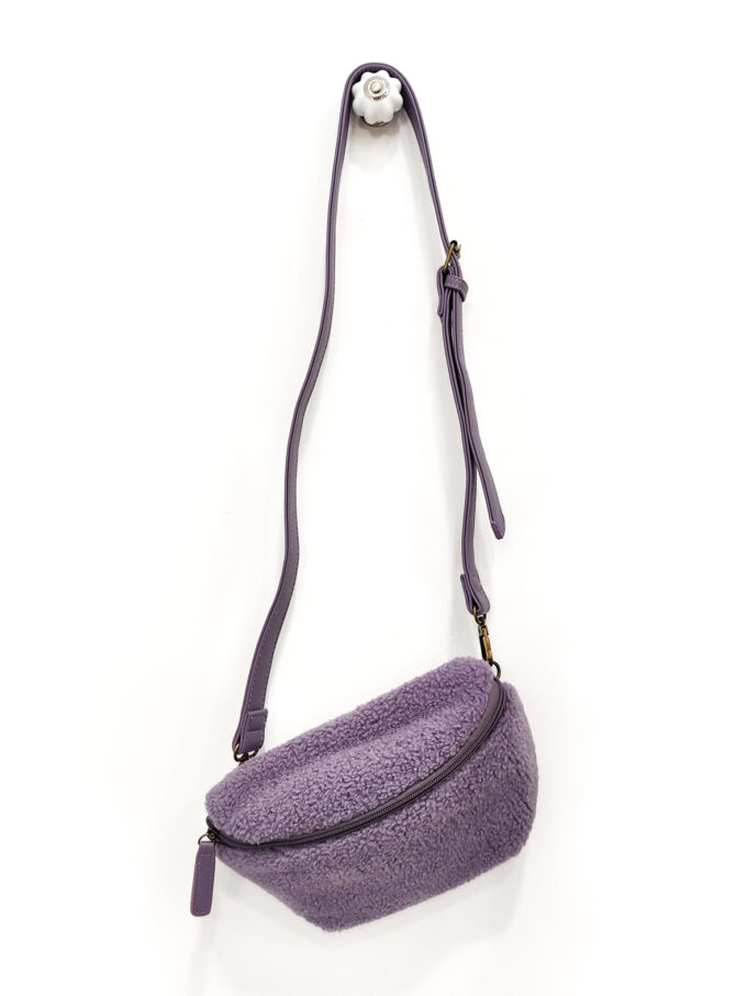 Inicio 17 Rriñonera lila borreguillo lamb