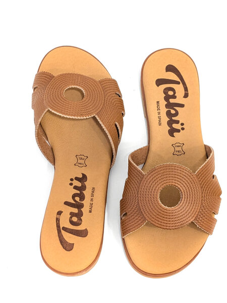 <span class="new">BERRIA/NEW</span> Sandalia camel Bidaia