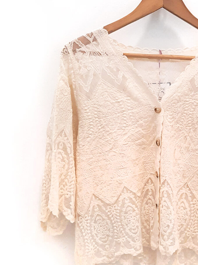 chaqueta calada beige Luara