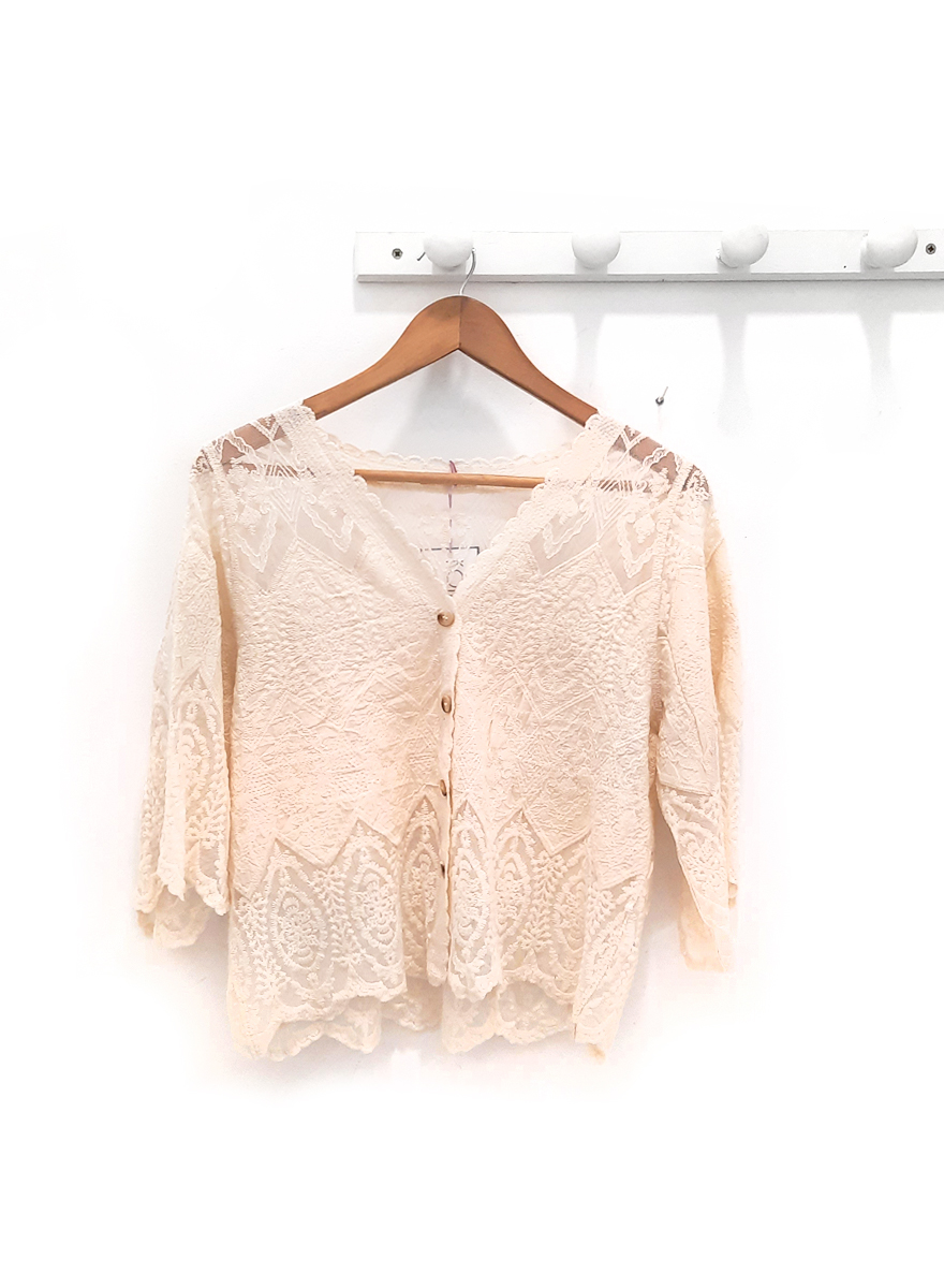 chaqueta calada beige Luara