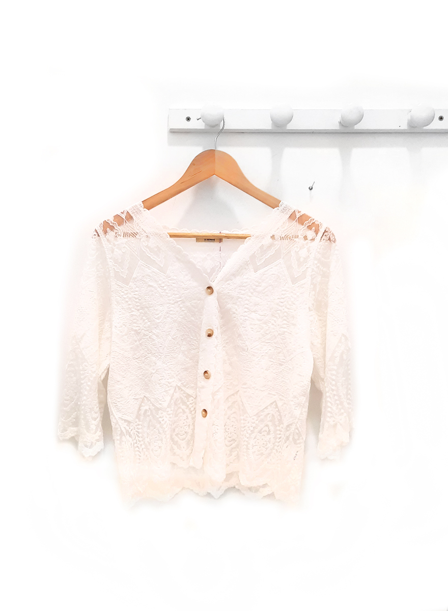 chaqueta calada blanca Luara