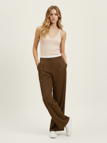 Pantalon pata ancha marron Ikio