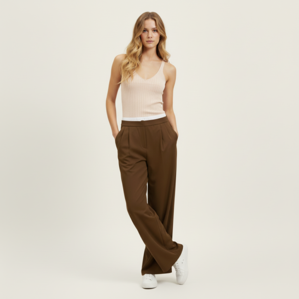 Pantalon pata ancha marron Ikio