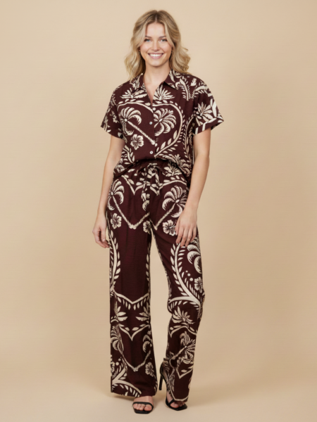 Pantalon pata ancha marron Seiji