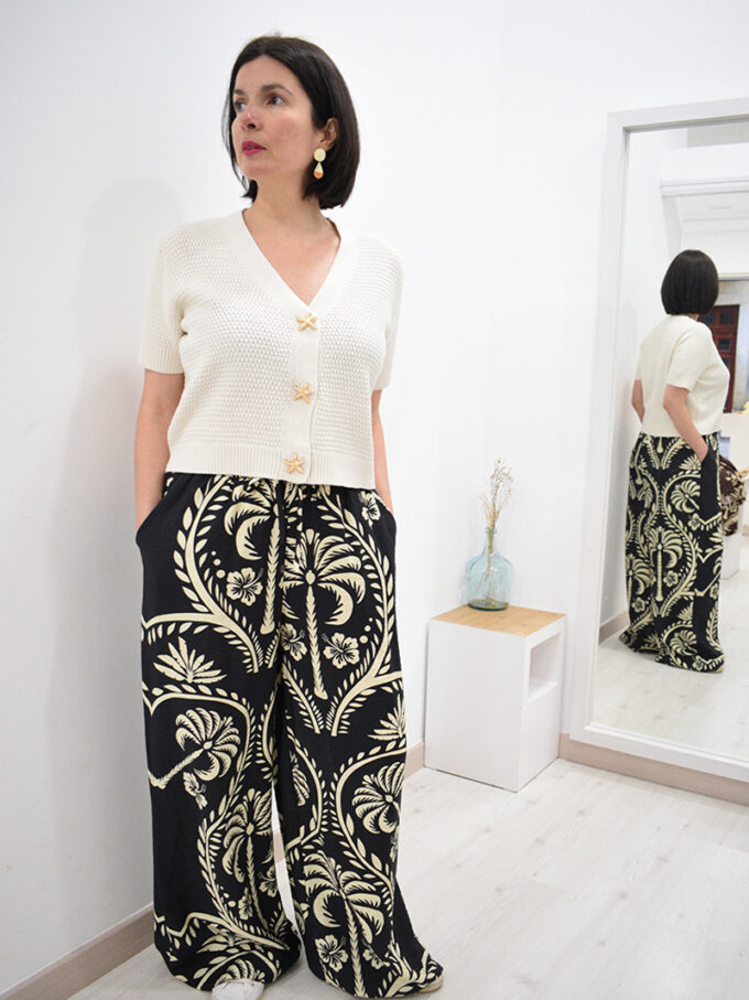 <span class="new">BERRIA/NEW</span> Pantalón de pata ancha negro Seiji