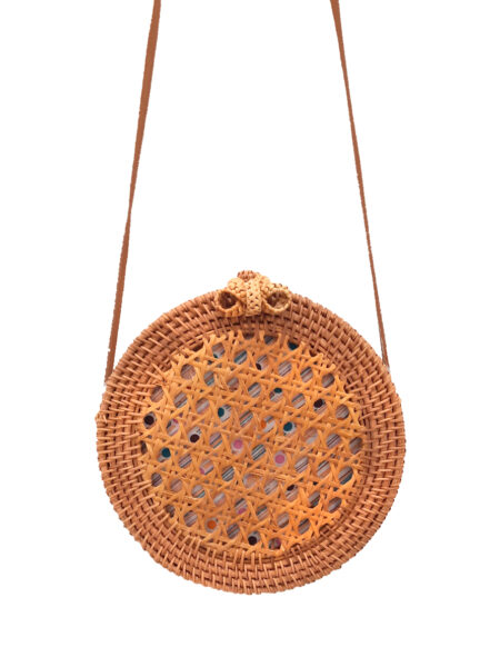 Bolso redondo mimbre marron Gurpila