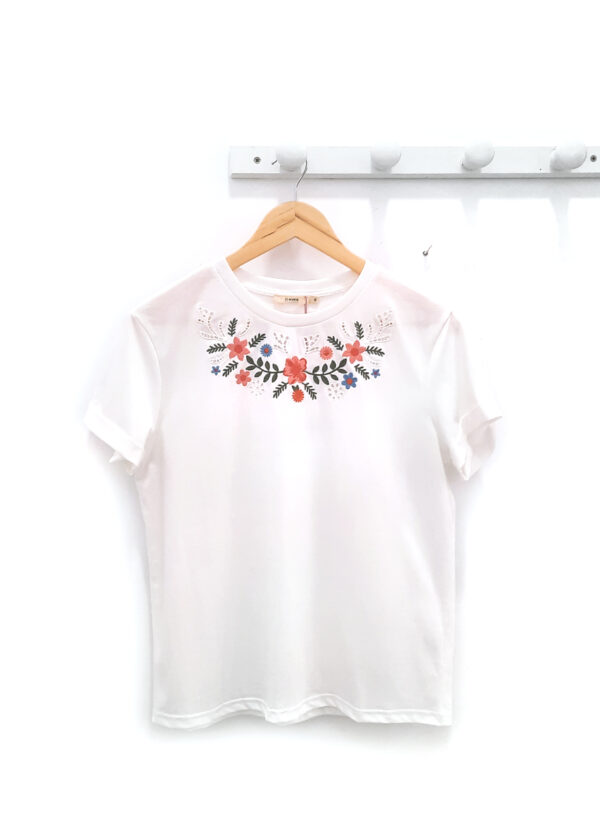 Camiserta blanca Lorea