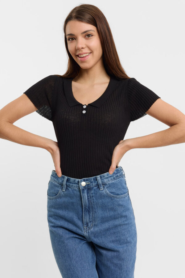 Camiseta negra Selena