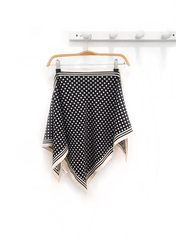 Pañuelo de lunares Mistral negro