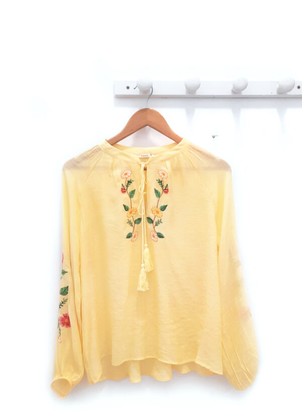 Blusa amarilla Mare
