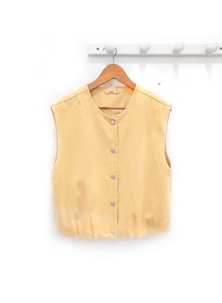 Chaleco amarillo Kilorn cuello redondo