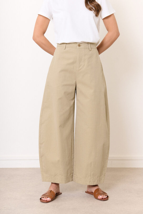 Pantalón camel Boyle