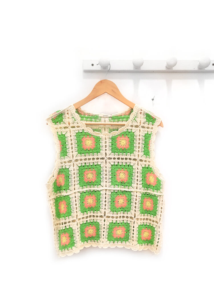 Top de flores verdes Cameron