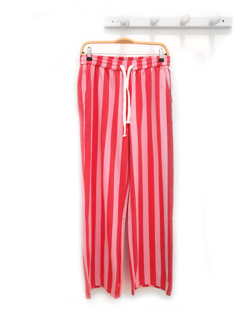 Pantalon de rayas rosa y rojo Irvin