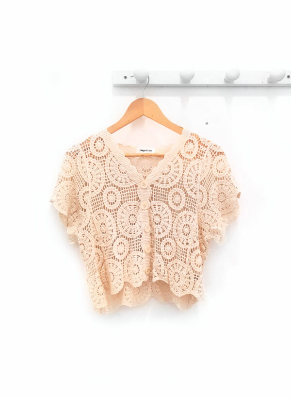 Chaqueta-de-ganchillo-beige-Lourdes