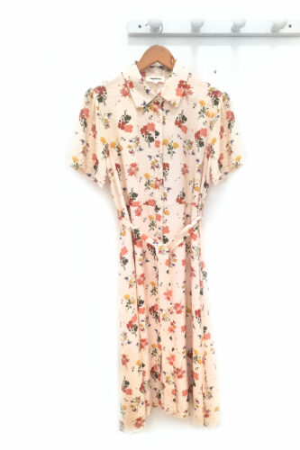 Vestido-estampado-de-flores-beige-Bikendi