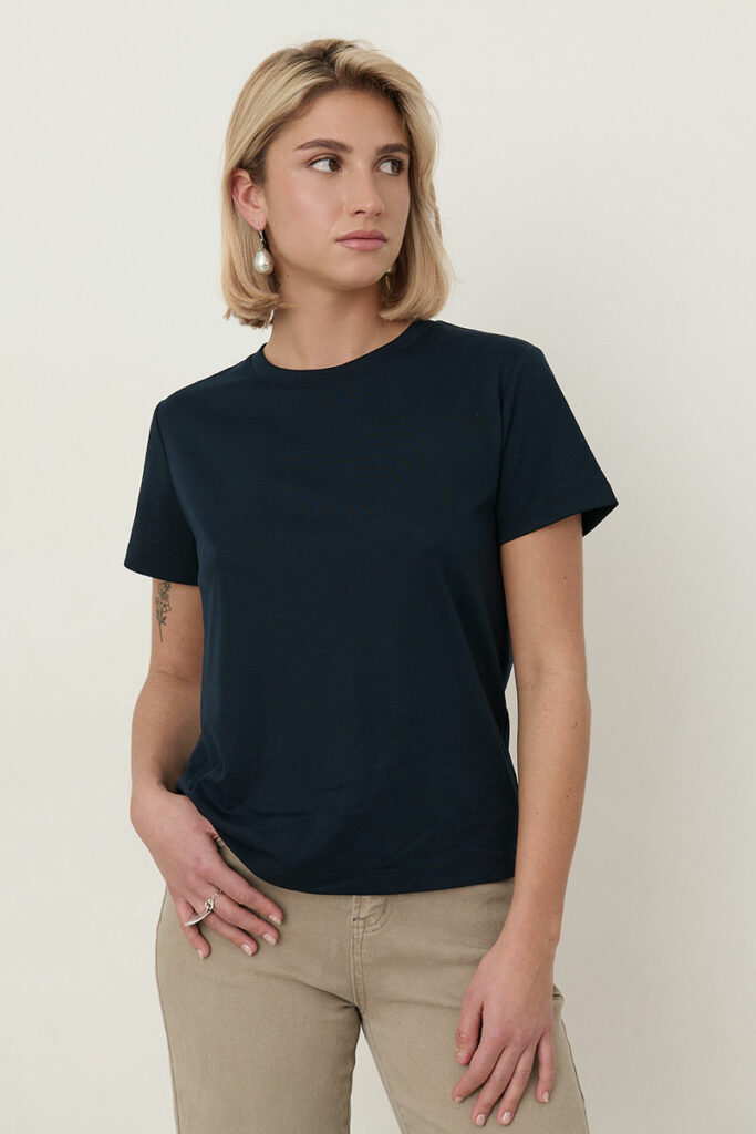 Camiseta azul oscuro Laura