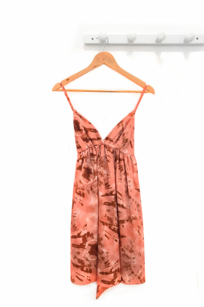 Vestido-estampado-marron-Lori