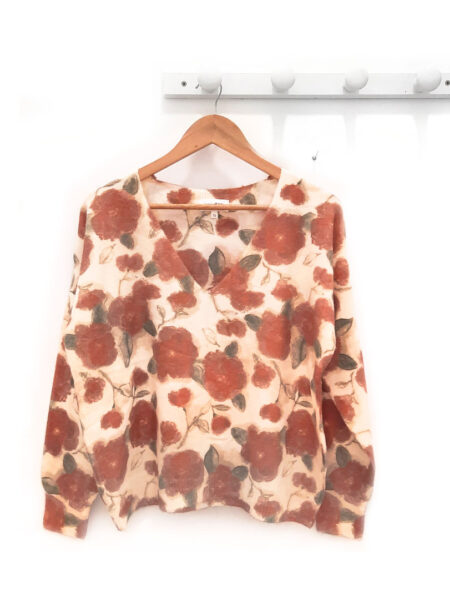 Ropa 314 jersey-estampadode-flores-teja-Odin