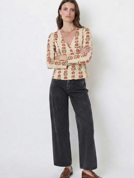 Ropa 268 Blusa de manga larga estampada beige Paloma